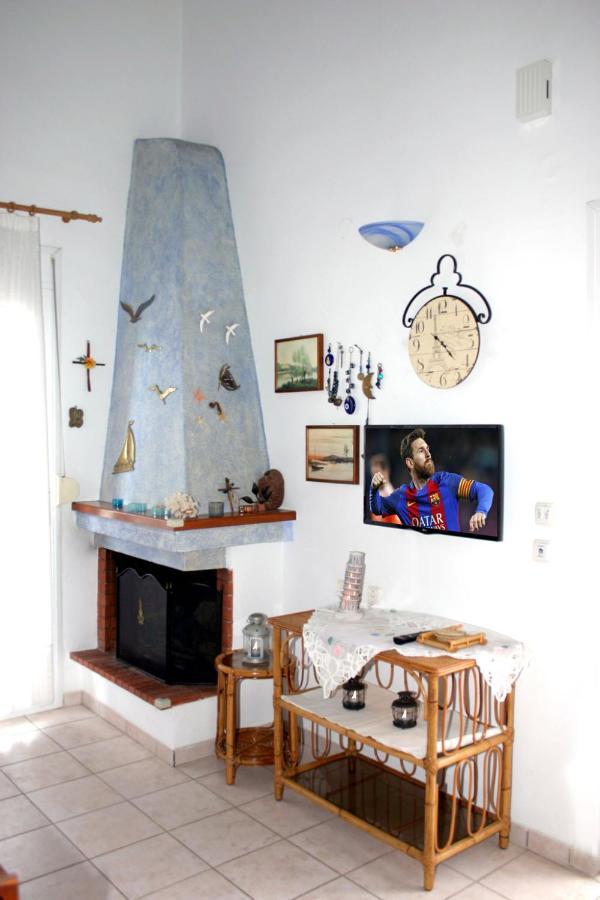 Just 20 Meters From The Beach Toroni Exterior photo