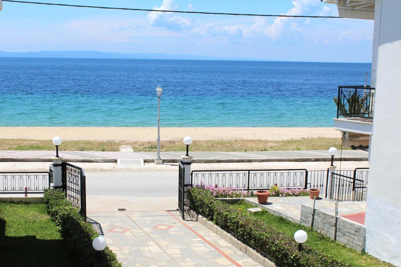 Just 20 Meters From The Beach Toroni Exterior photo